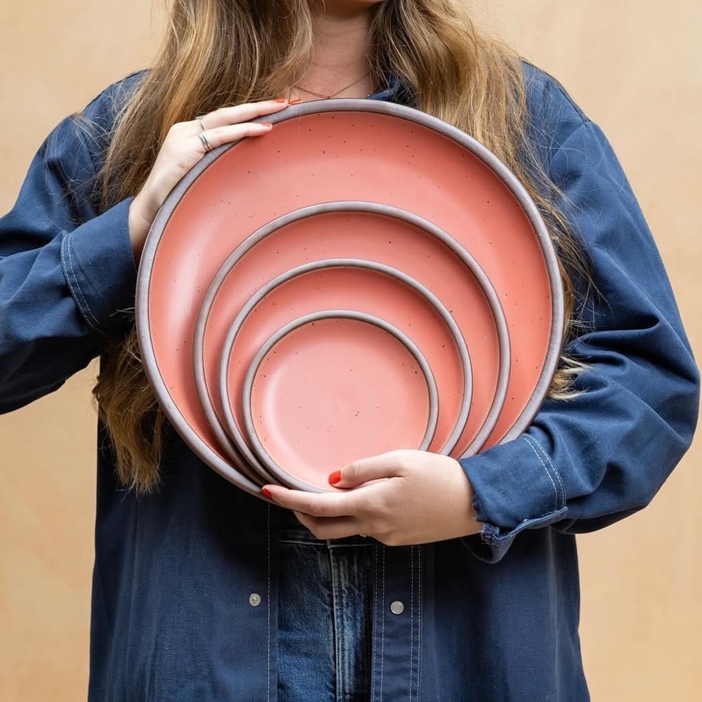 East Fork NEW Guava cake and dinner plate